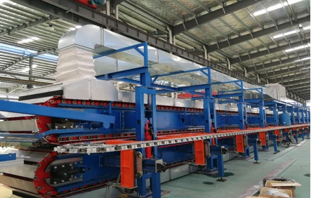 Dual-track molding Dual-track molding